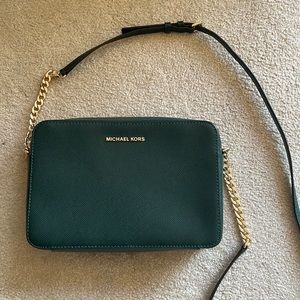 Michael Kors Jet Set Crossbody Purse Bag